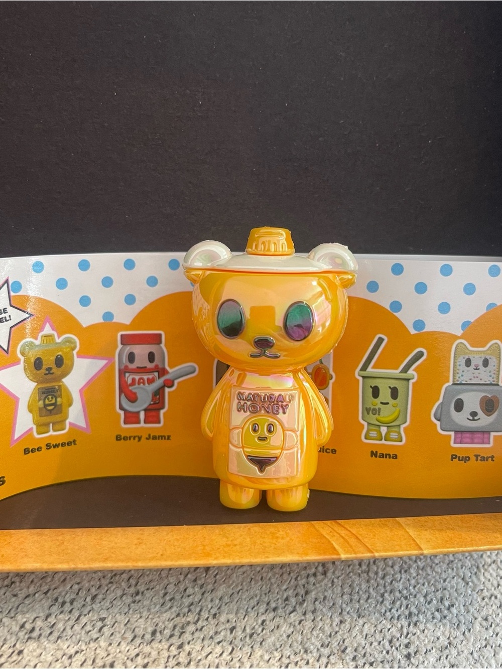 Tokidoki Moofia Breakfast Besties, CHASER: BEE SWEET.